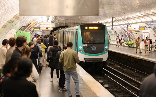 Vol dans les métros parisiens