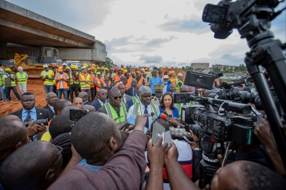 premier ministre robert mambe chantier
