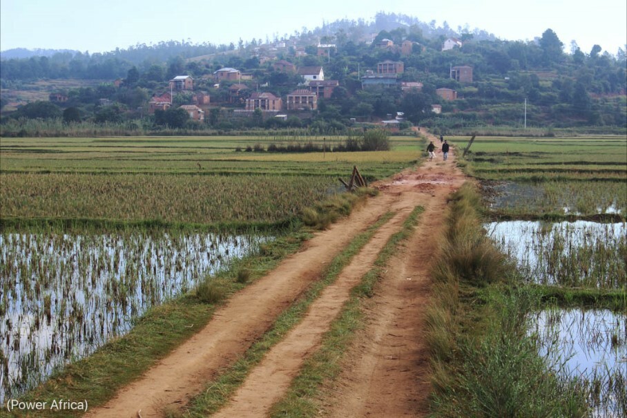 Tsarazaza access road Madagascar