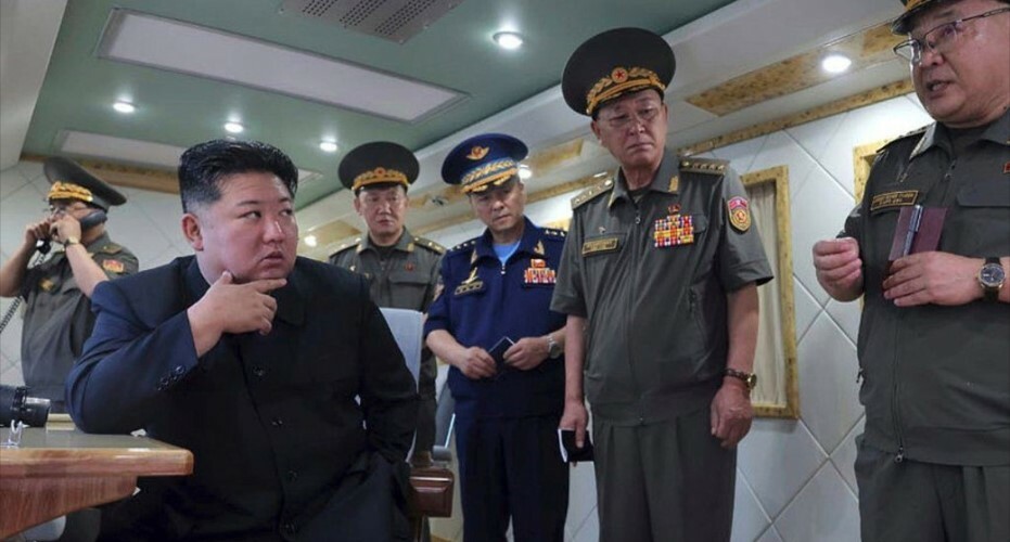 Kim Jung Un missile
