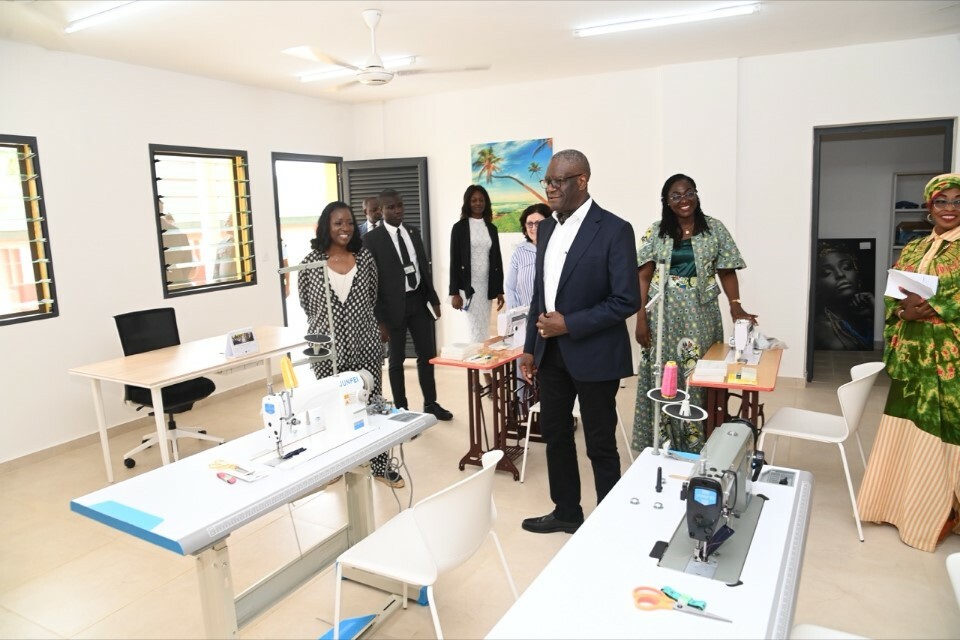 Nobel Maison Femmes Adiake 3