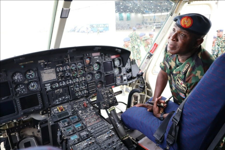 Avion chasse1